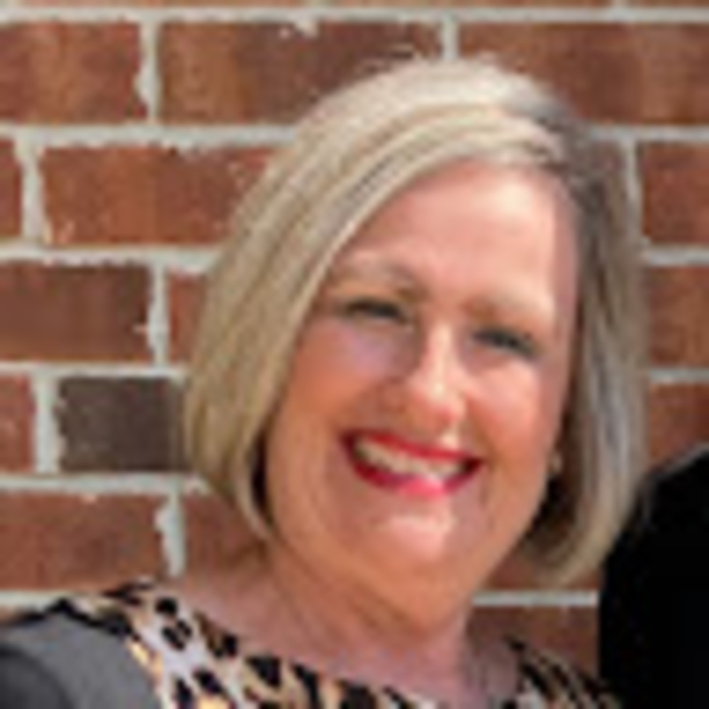 Meet your Posher, Evelyn